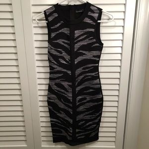 Karen Millen designer black & white stretch dress